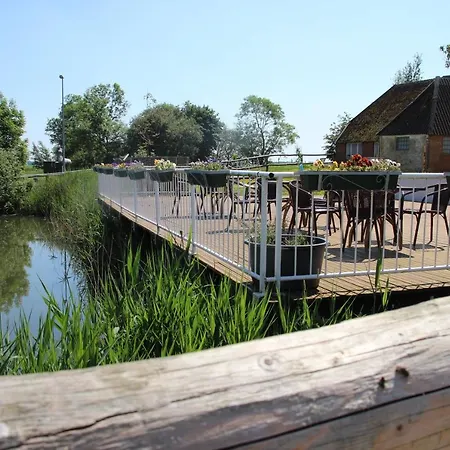 Апартаменты Idylle Auf Dem Reiterhof Bei Husum *