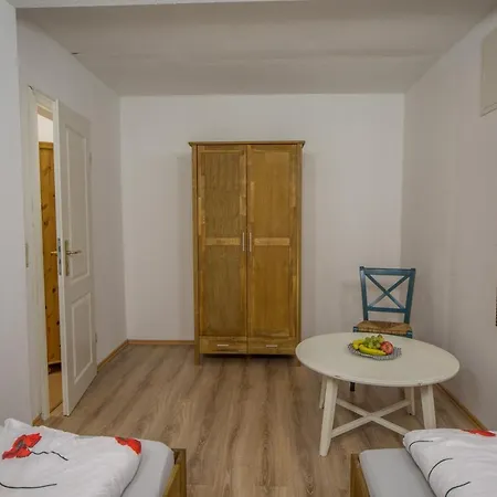 Idylle Auf Dem Reiterhof Bei Husum Апартаменты *